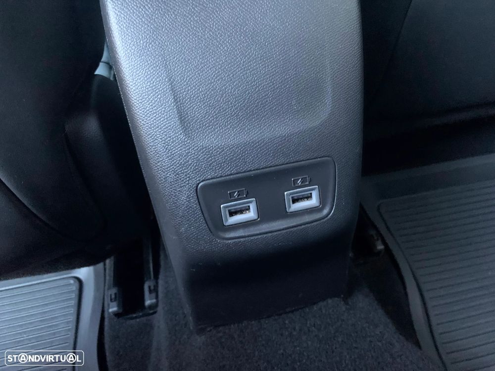 Peugeot e-208 50 kWh Allure Pack - 17