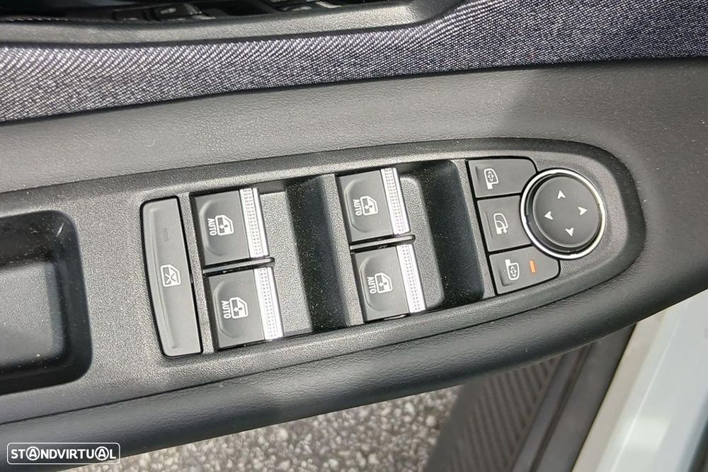 Renault 5 E-Tech 52 kWh Techno Autonomia Conforto - 12