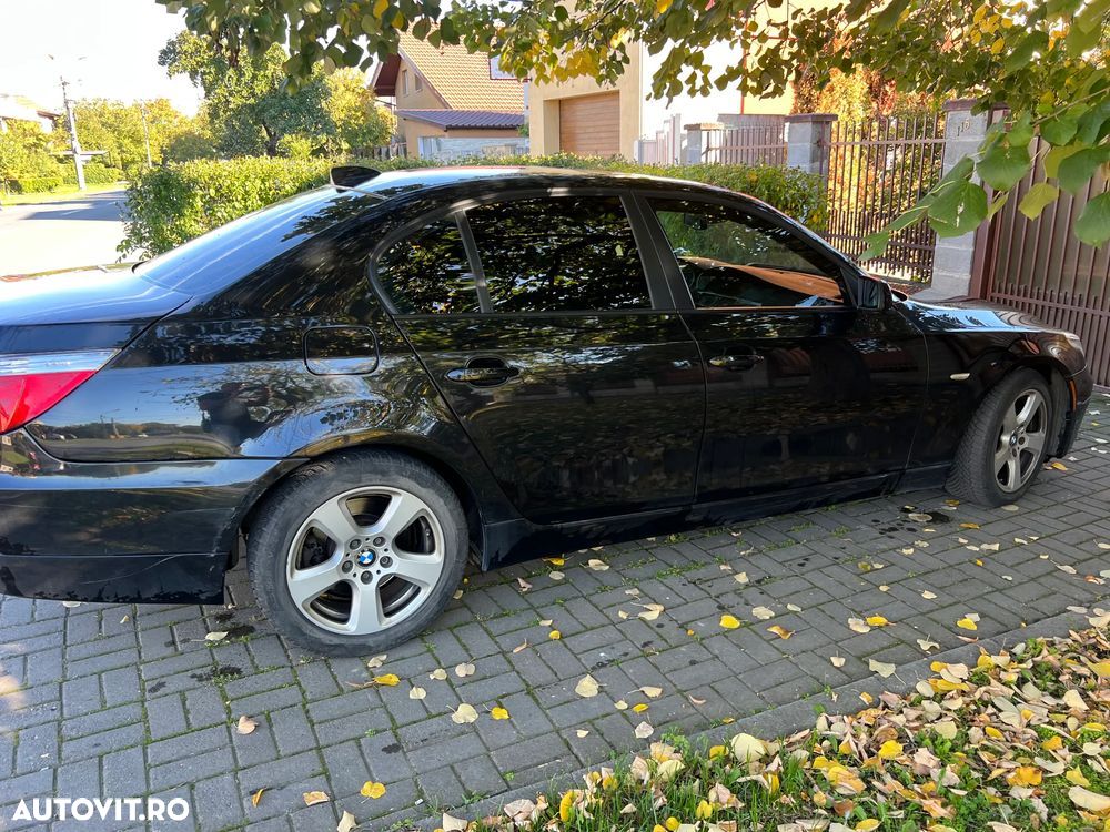 BMW Seria 5 535i xDrive Aut. Luxury Line - 8
