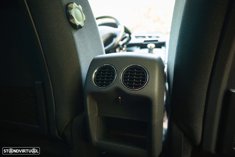 Peugeot 3008 1.6 BlueHDi Style EAT6 - 25
