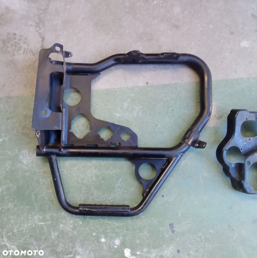 Unimog W405 okular zderzak przód uchwyt wlot powietrza A4055201844 - 4