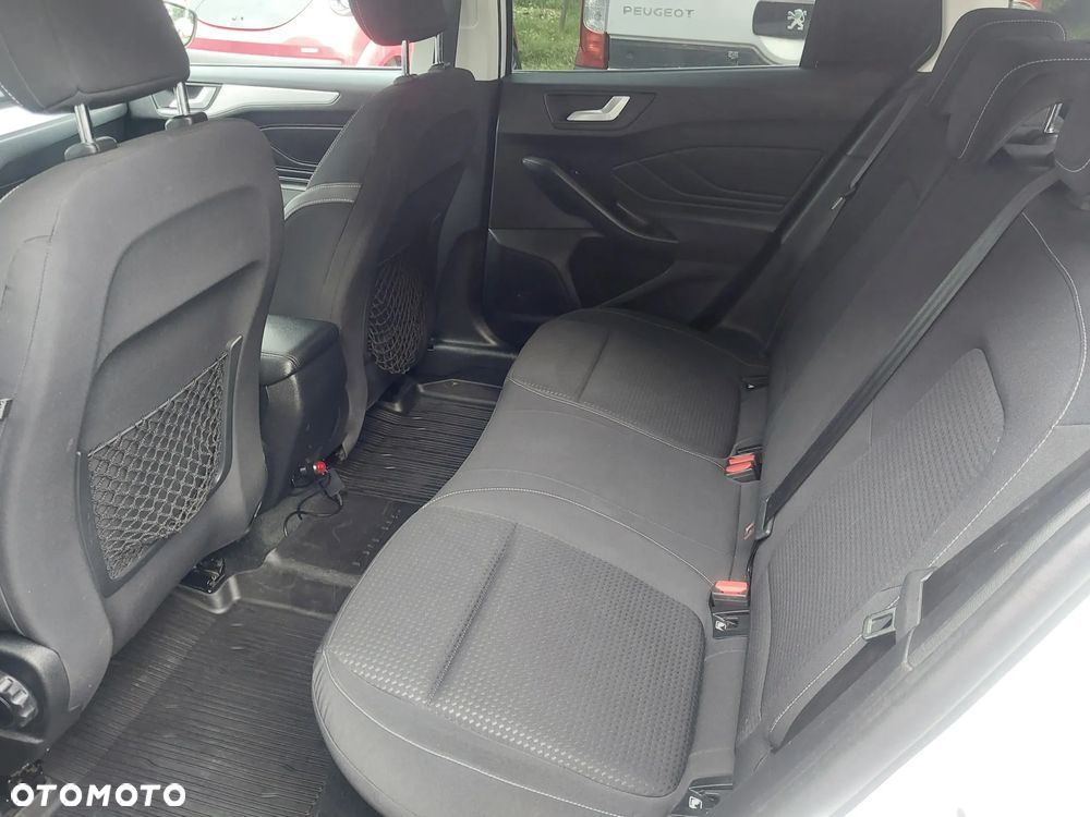 Ford Focus 1.5 EcoBlue Start-Stopp-System ST-LINE - 10