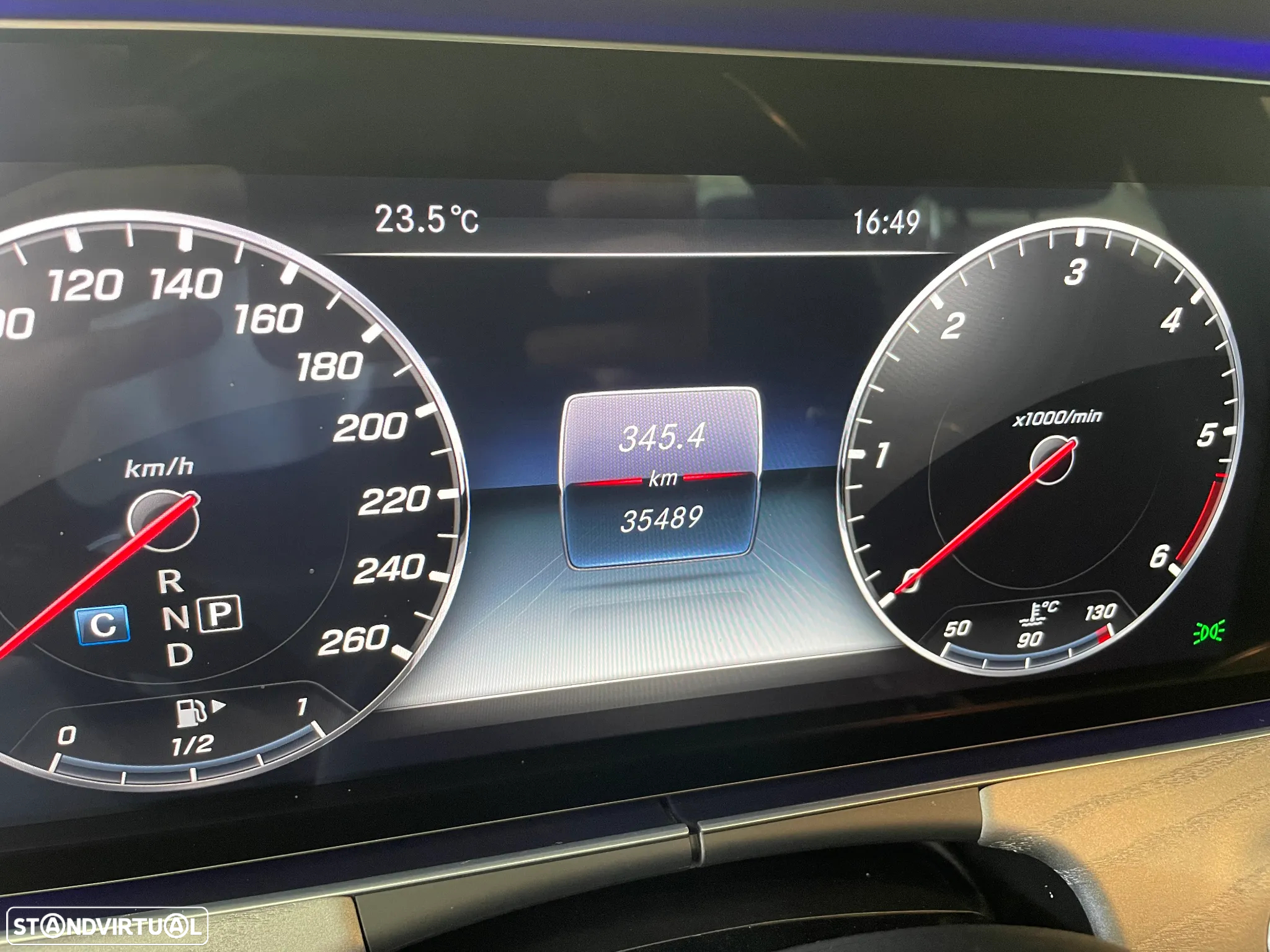 Mercedes-Benz CLS 400 d 4Matic 9G-TRONIC AMG Line - 21