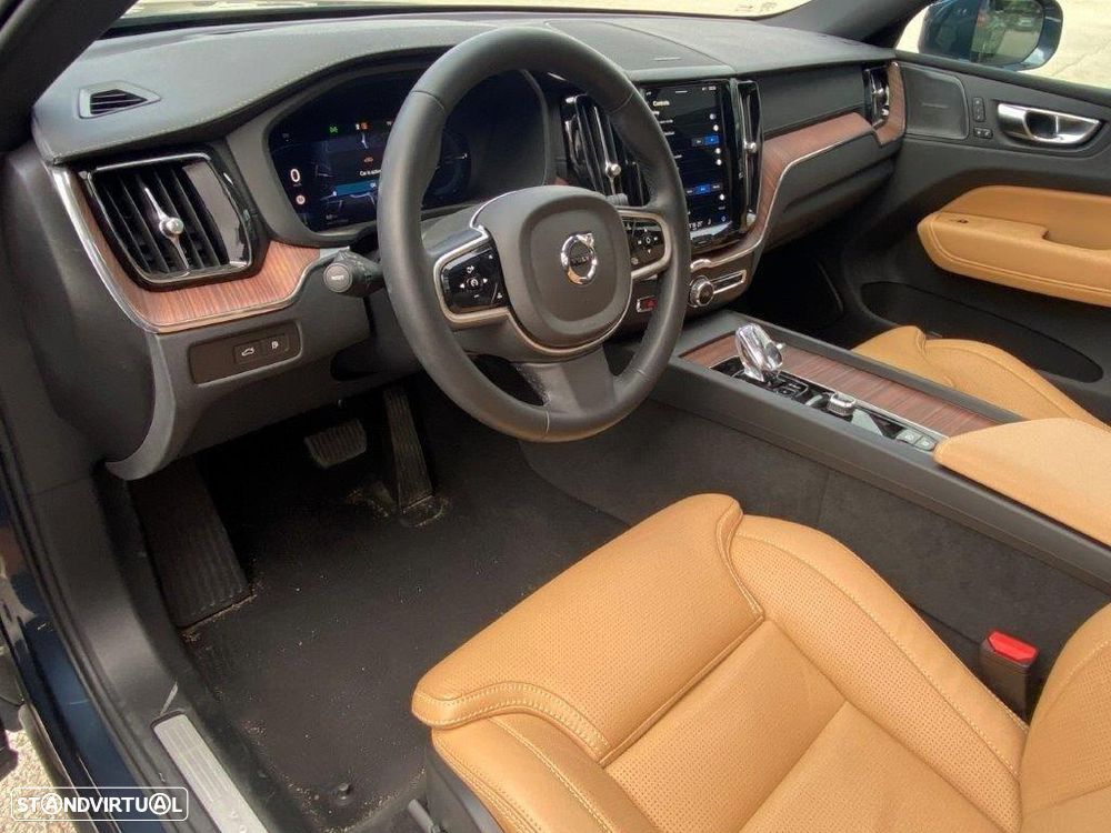 Volvo XC 60 2.0 T6 PHEV Ultra Bright - 10