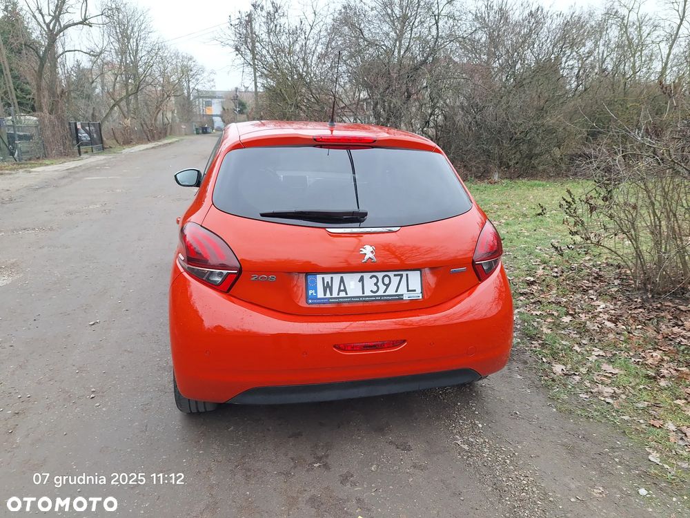 Peugeot 208 1.2 PureTech Style - 5