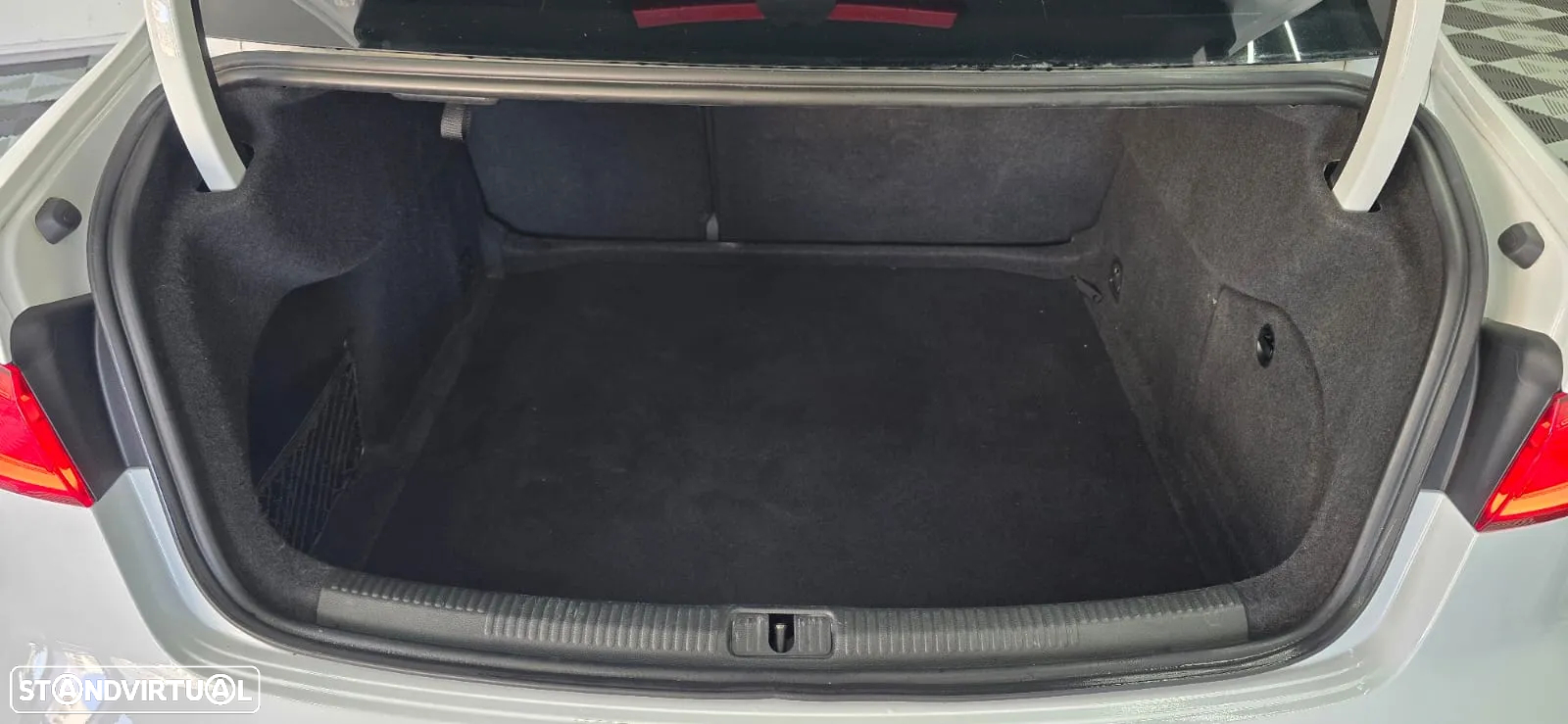 Audi A3 Limousine 1.6 TDI (clean diesel) S line Sport Pack - 44