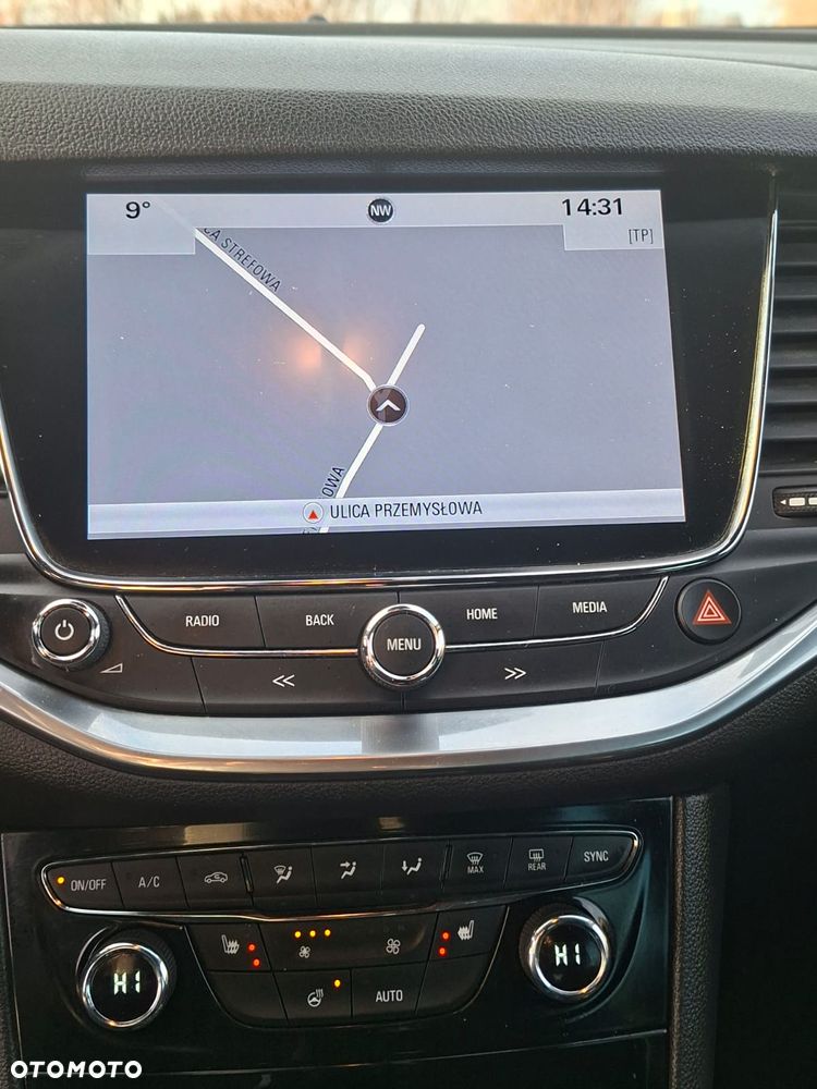 Opel Astra 1.4 Turbo Business - 16