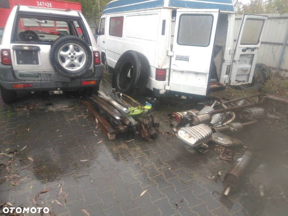 RESOR PIÓROWY TYŁ KOMPLET RENAULT TRAFIC I 89-00 2 PIÓROWY - 8