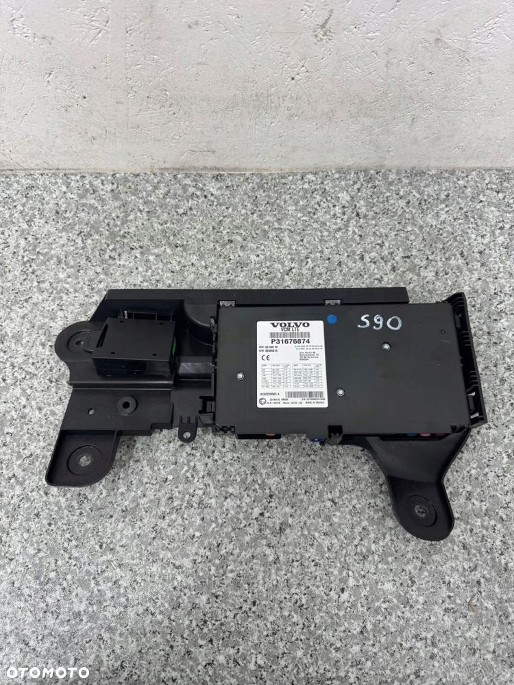 sterownik moduł vcm volvo v90 xc90 s90 ii 2017-2021 31676874 - 1