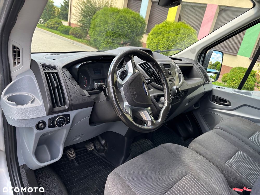 Ford Transit - 18