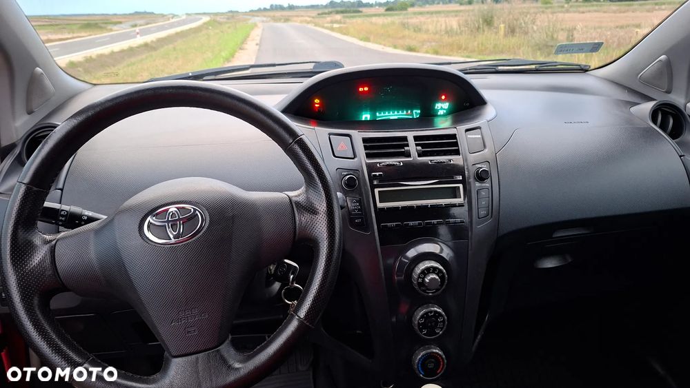 Toyota Yaris 1.0 Terra A/C - 7