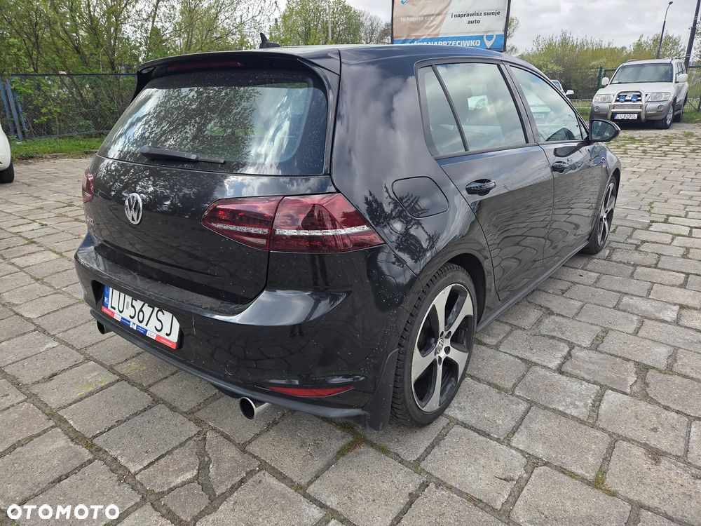 Volkswagen Golf GTI BlueMotion Technology - 4