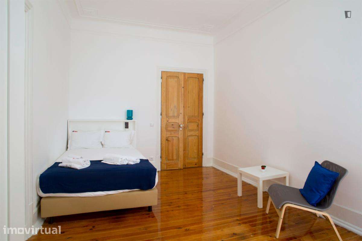 Quarto - localizado em Saldanha Lisbon - Grande imagem: 3/16