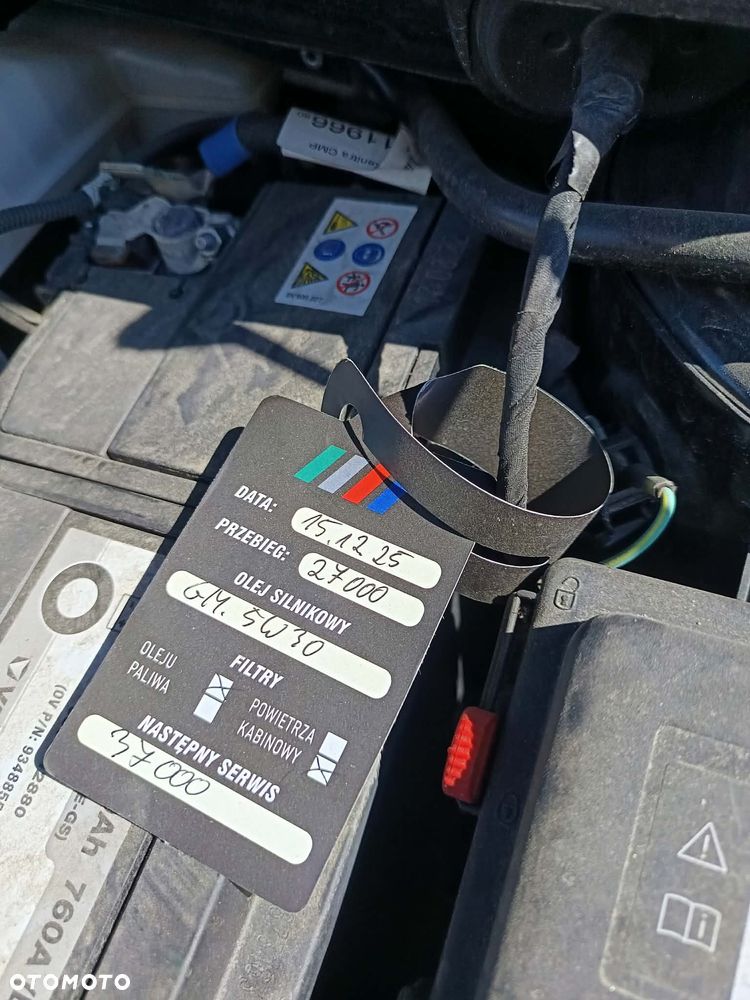 Citroën C4 BlueHDi 110 Stop&Start SHINE - 9