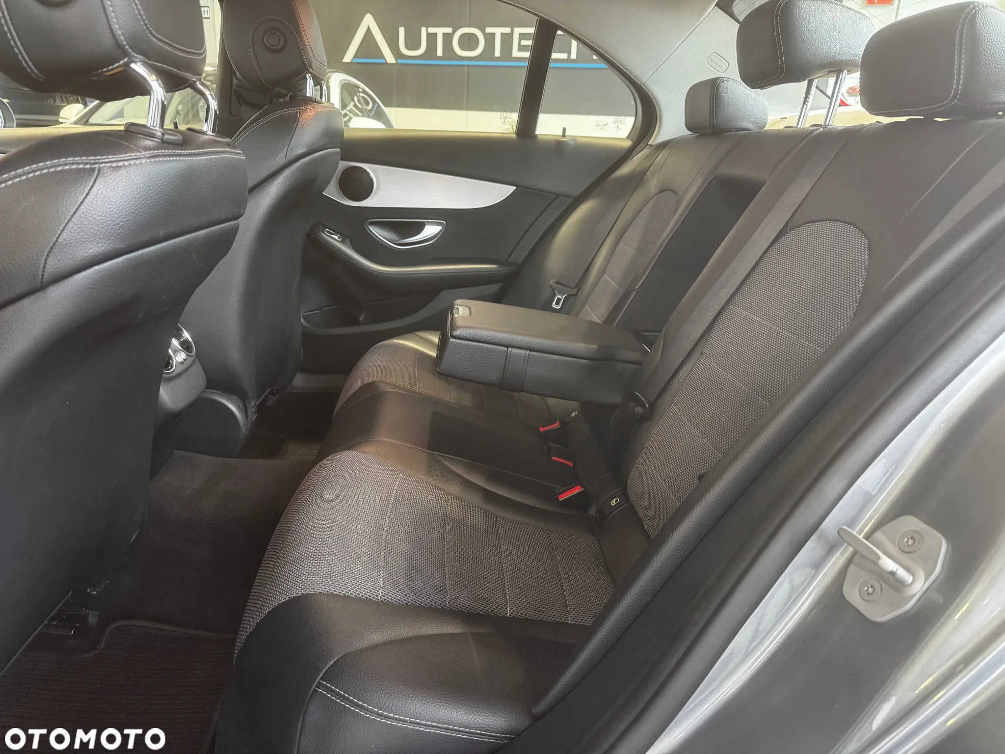 Mercedes-Benz Klasa C 200 7G-TRONIC Avantgarde - 15