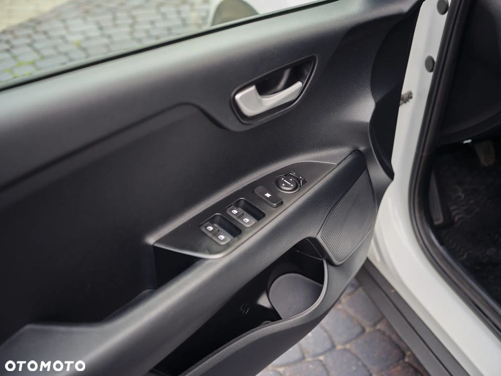 Kia Stonic 1.0 T-GDI M - 21