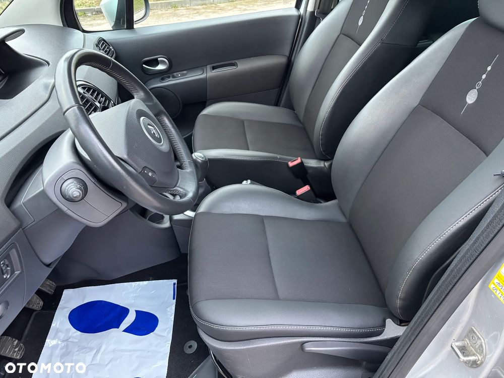 Renault Modus 1.2 16V Night and Day - 19