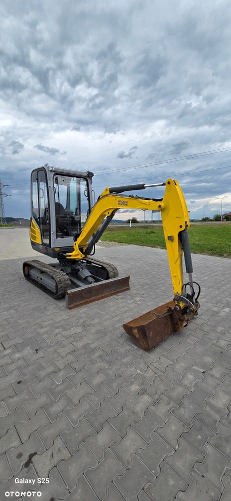 Wacker Neuson ET24 - 10