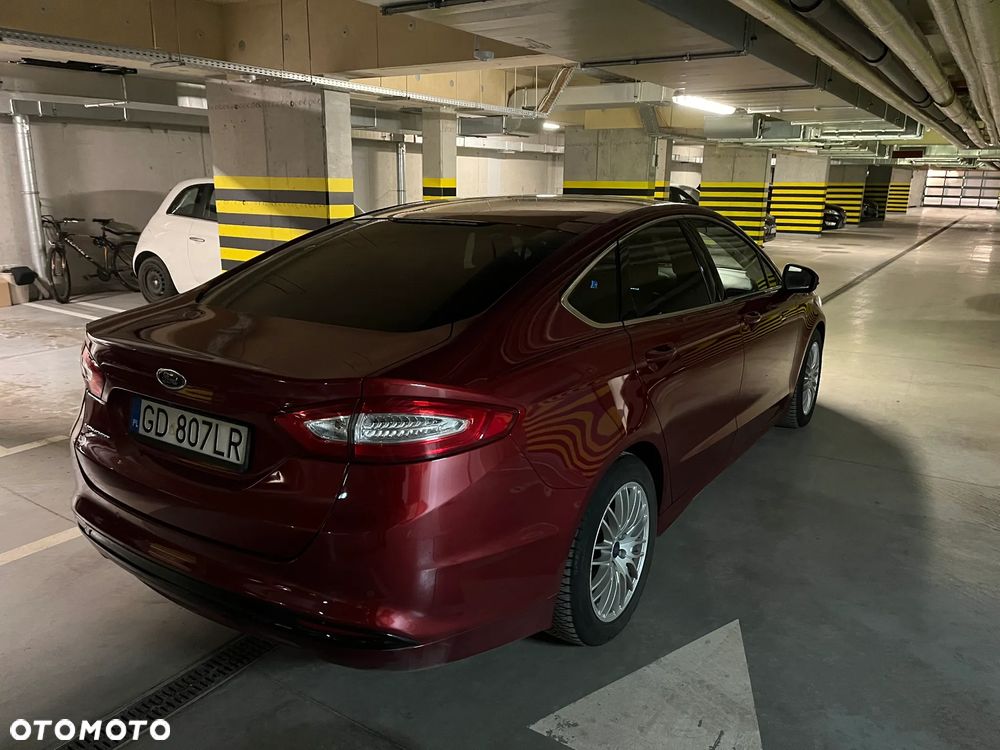 Ford Mondeo 2.0 Hybrid Titanium - 9