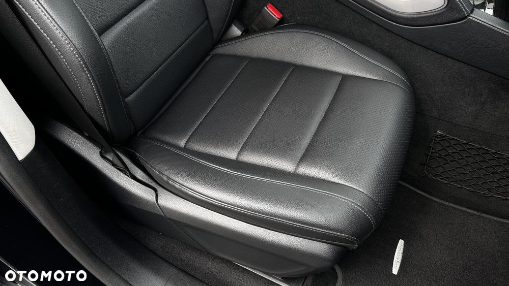 Mercedes-Benz GLE - 25