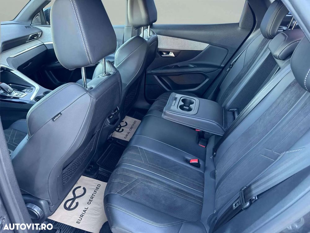 Peugeot 3008 1.6 PureTech S&S EAT8 GT - 13