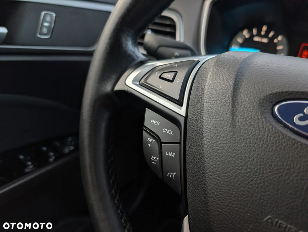 Ford Mondeo - 16