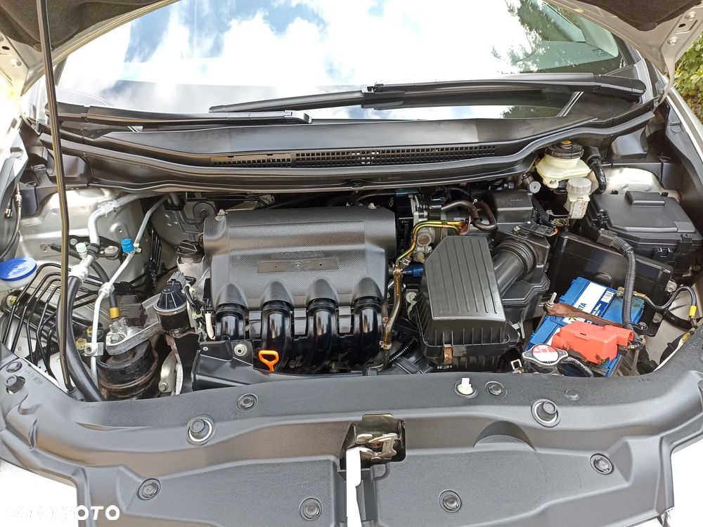 Honda Civic 1.4i-DSi - 4