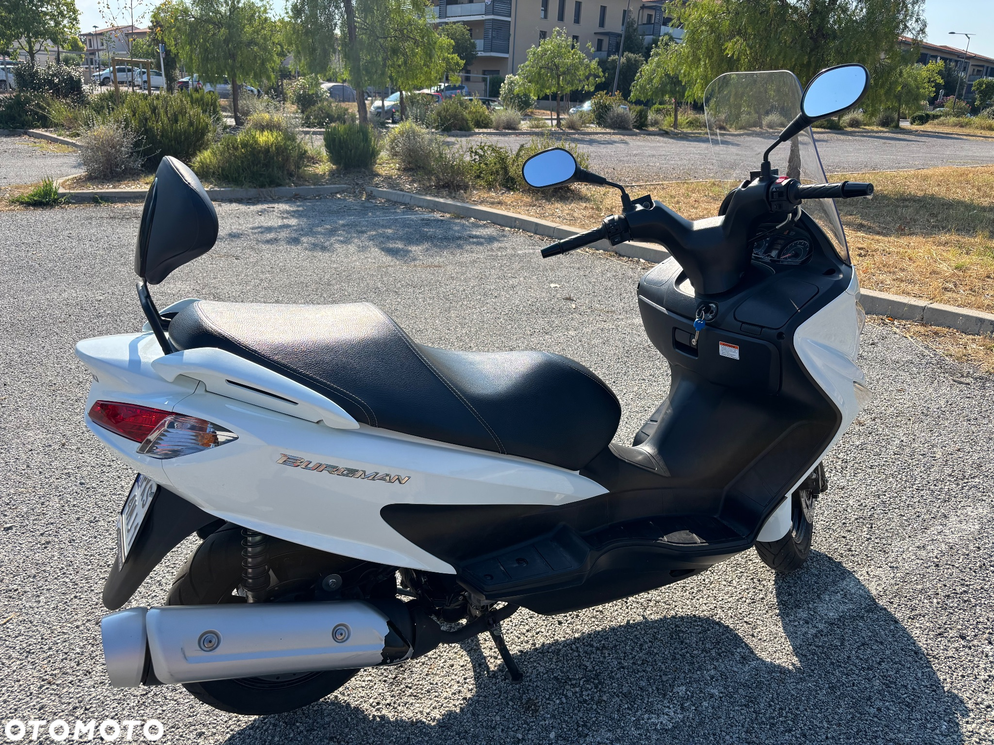 Suzuki Burgman - 3