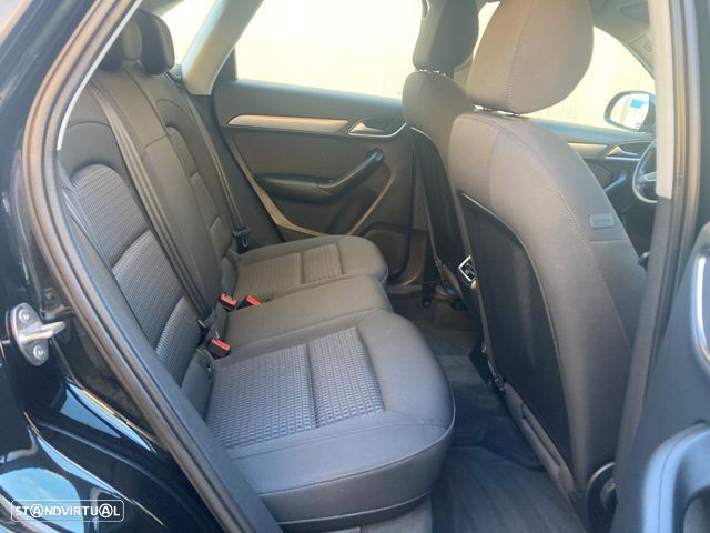 Audi Q3 2.0 TDI Design - 33