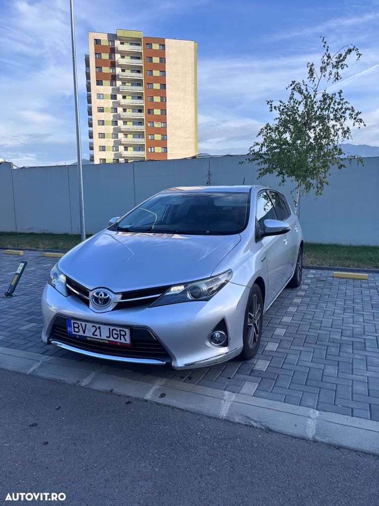 Toyota Auris 1.8 VVT-i Automatik Edition - 1