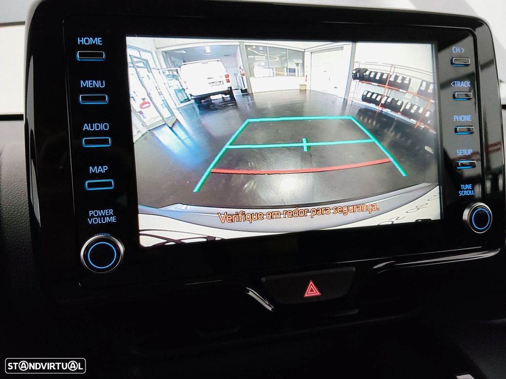 Toyota Yaris Cross 1.5 HDF Comfort Plus - 15