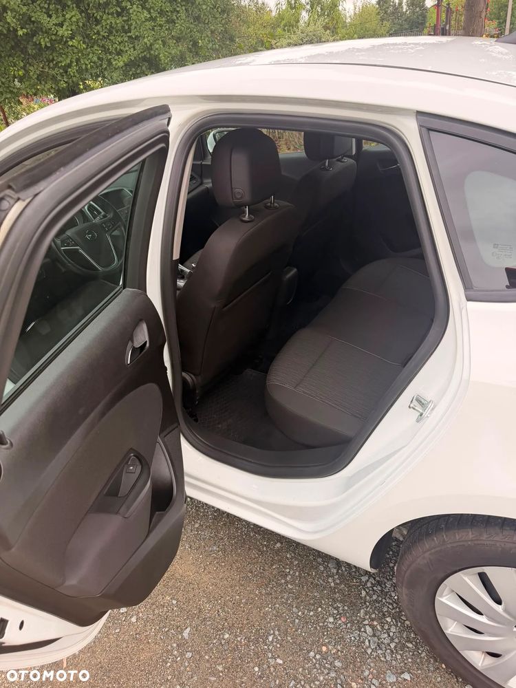 Opel Astra - 14