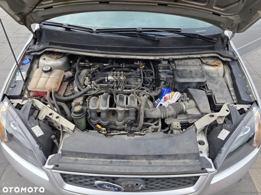 Ford Focus 1.6 Trend - 14