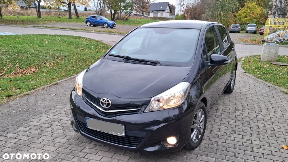 Toyota Yaris 1.33 VVT-i Executive - 4