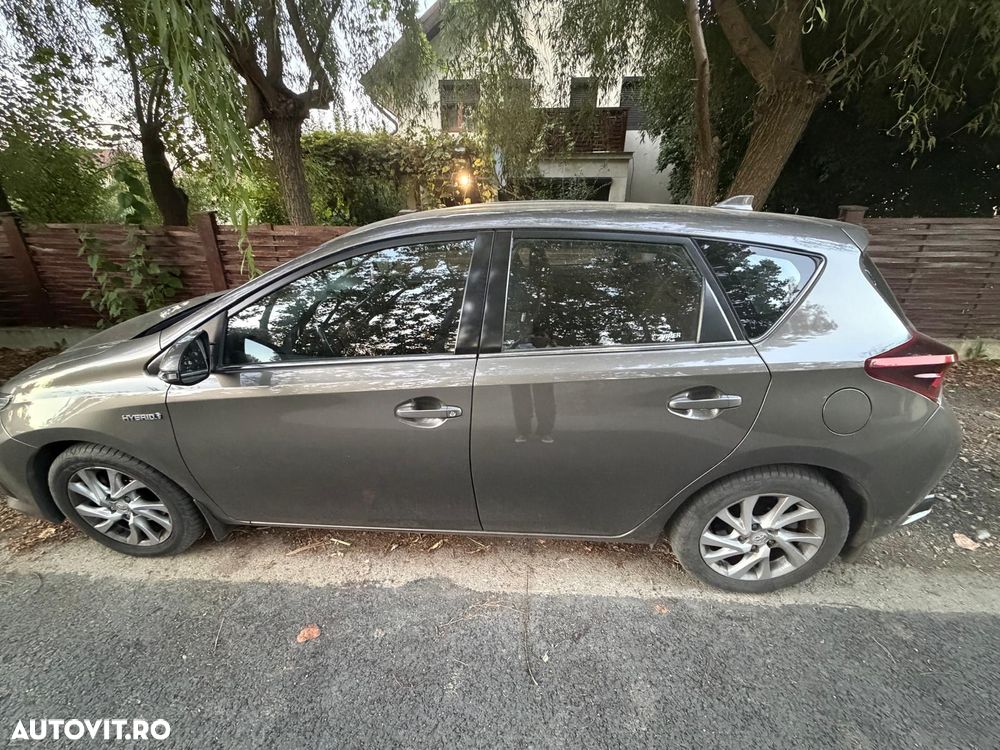 Toyota Auris - 4