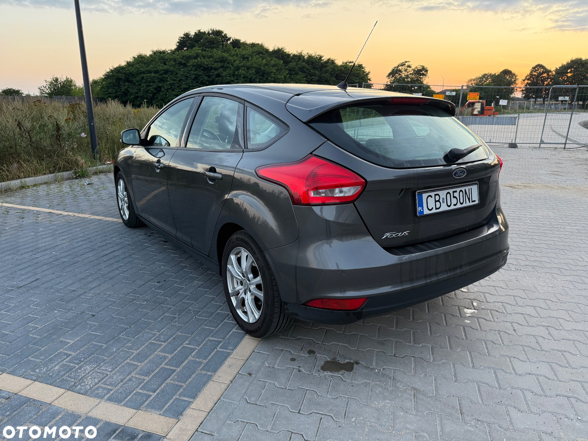 Ford Focus 1.6 Trend - 5