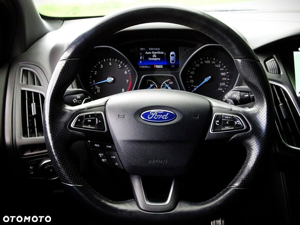 Ford Focus - 22
