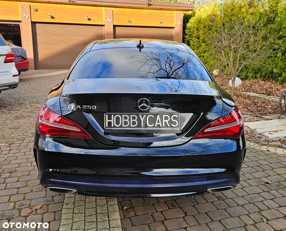 Mercedes-Benz CLA - 9