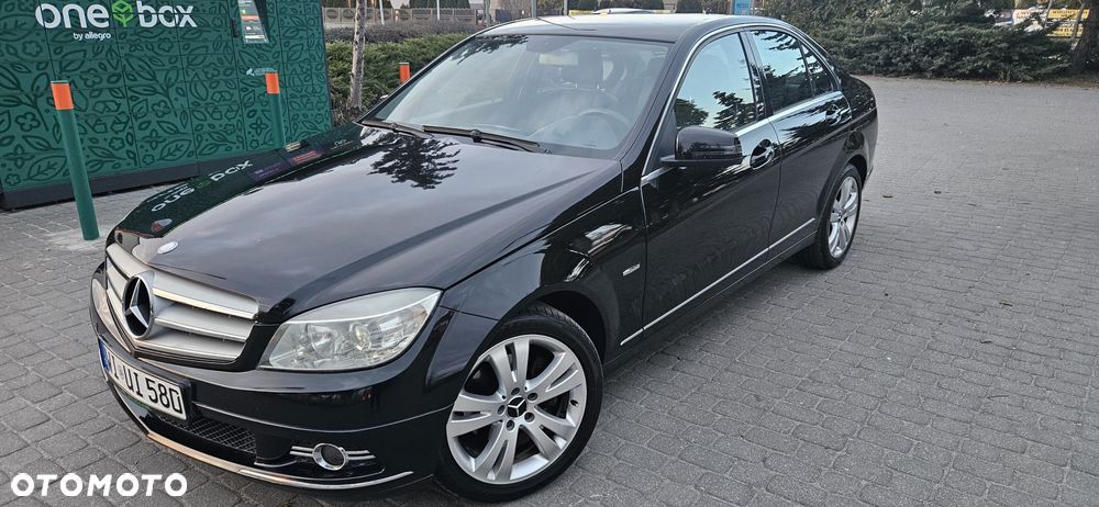 Mercedes-Benz Klasa C 180 BlueEFFICIENCY Avantgarde - 9