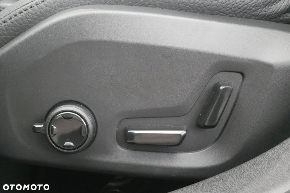 Volvo S60 - 25