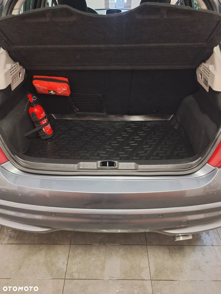 Peugeot 207 1.6 HDi Active - 21