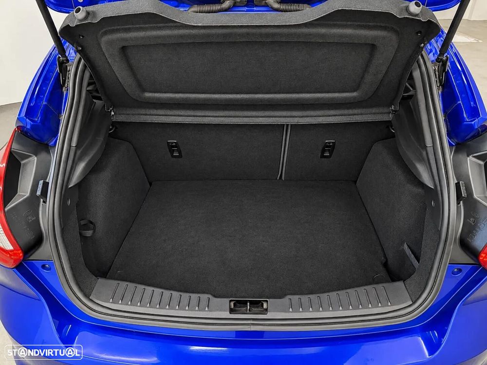 Ford Focus 2.0 EcoBoost ST c/ Pack Pele Desportiva - 42