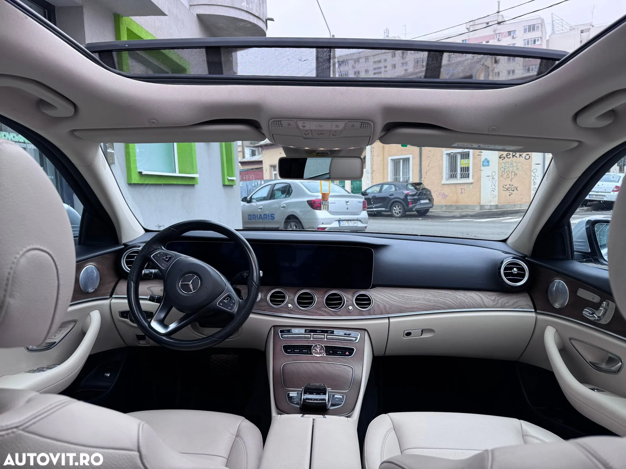 Mercedes-Benz E 200 d 9G-TRONIC - 2