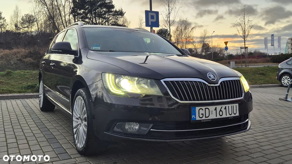 Skoda Superb 2.0 TDI 4x4 Platinum DSG - 1