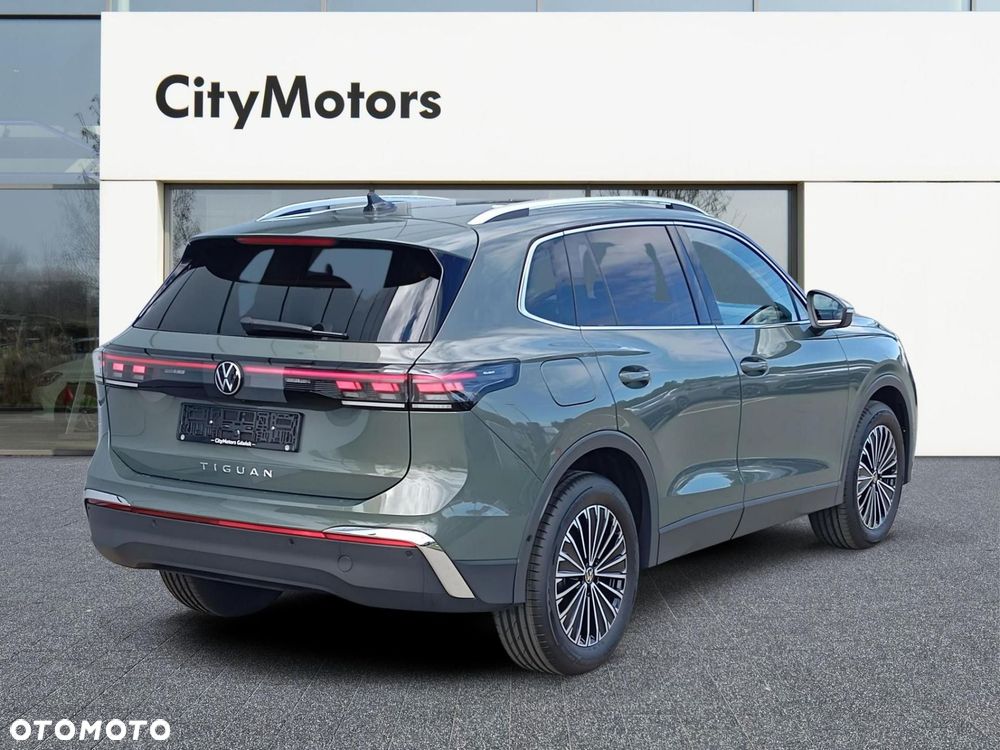 Volkswagen Tiguan - 3