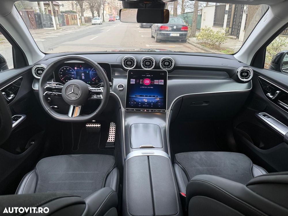 Mercedes-Benz GLC 250 d 4Matic 9G-TRONIC AMG Line - 11
