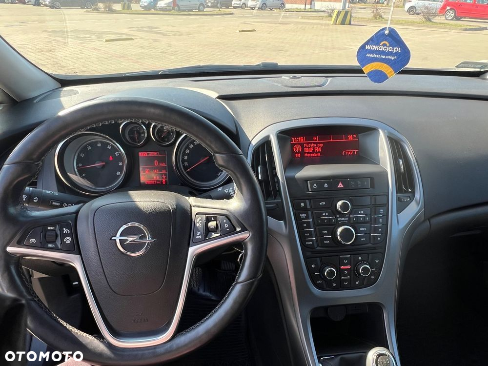Opel Astra - 11