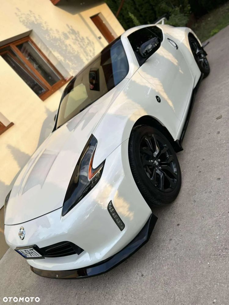 Nissan 370 Z - 15