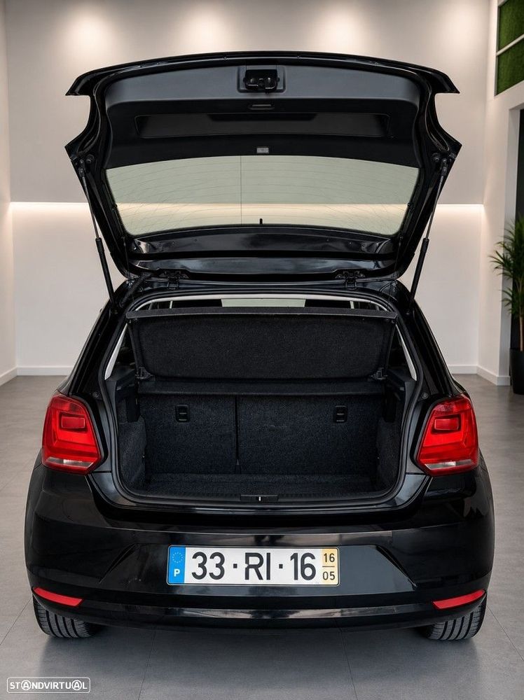 VW Polo 1.0 Trendline - 12