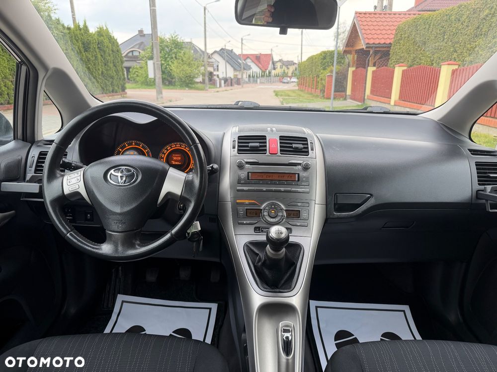 Toyota Auris 1.33 VVT-i Edition - 28
